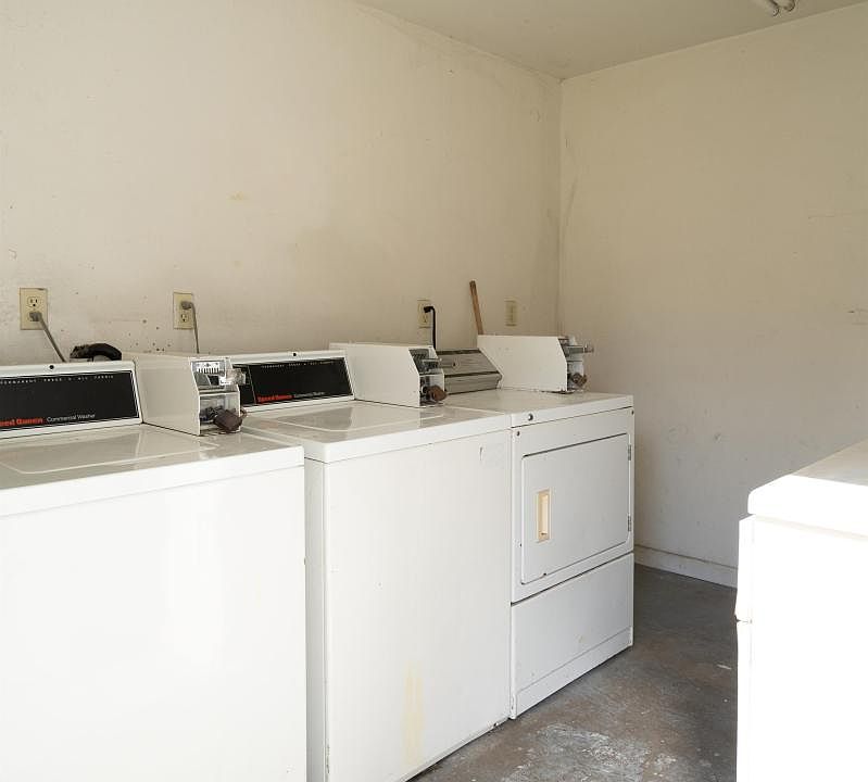 2nd image of 965 Biarritz Dr Unit 11-965-11