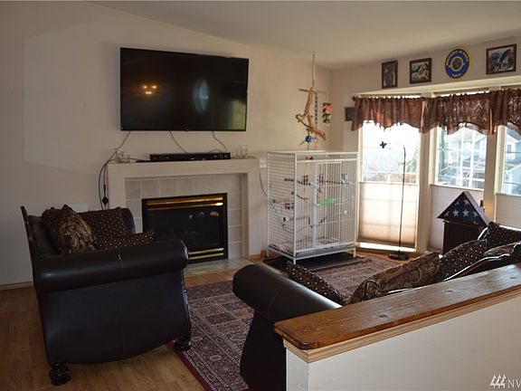 3rd image of 27607 74th Ave NW