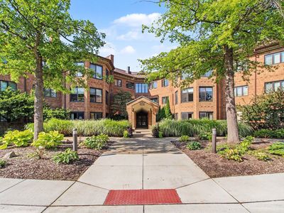 2115 Nature Cove Ct APT 203, Ann Arbor, MI, 48104