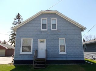 541 French St, Peshtigo, WI 54157