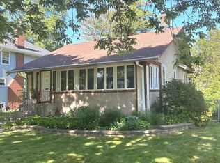 3137 Home Ave, Berwyn, IL 60402