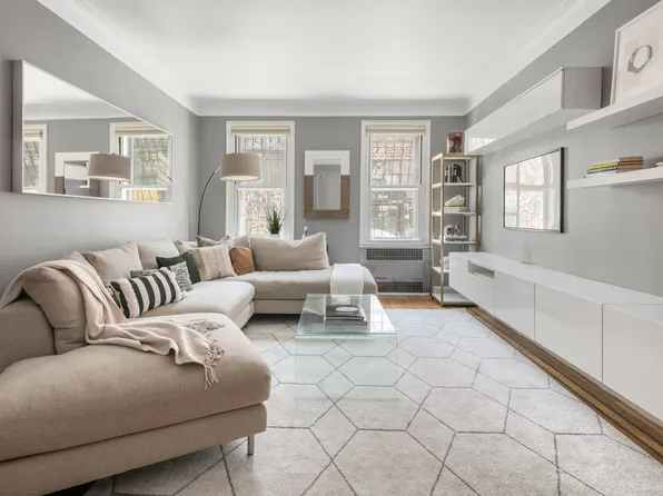 166 West 22nd Street image 1 of 6