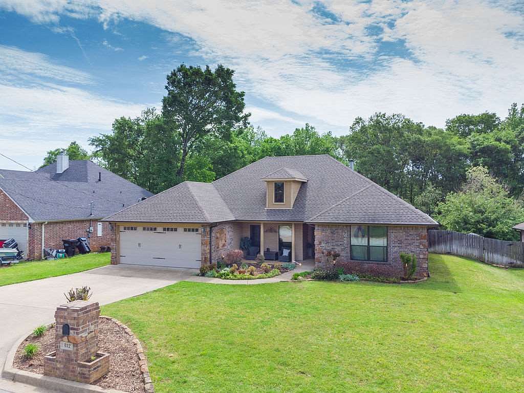 812 Crepe Myrtle Ln Longview Tx 75604 Mls 20211885 Zillow