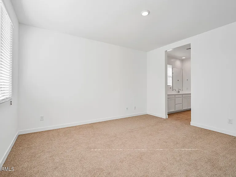 12617 W Kaler Dr — Photo 13