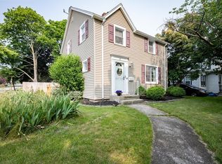 47 Falleson Rd, Rochester, NY 14612