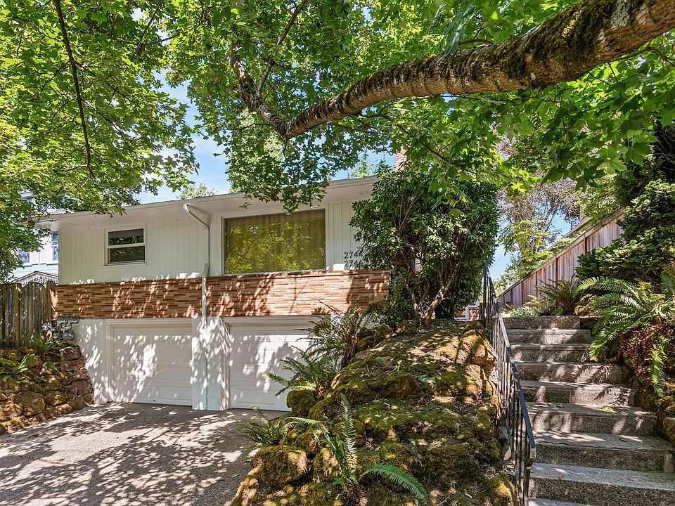 1st image of 2746 SE 31st Ave