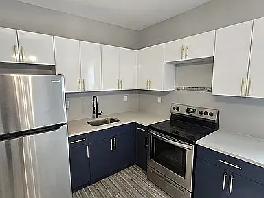 222 Broadway #2 — Photo 4