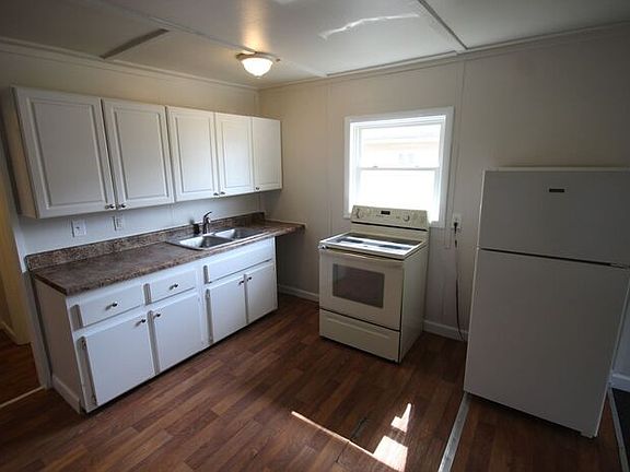 2nd image of 1808 S Greenwood Ave