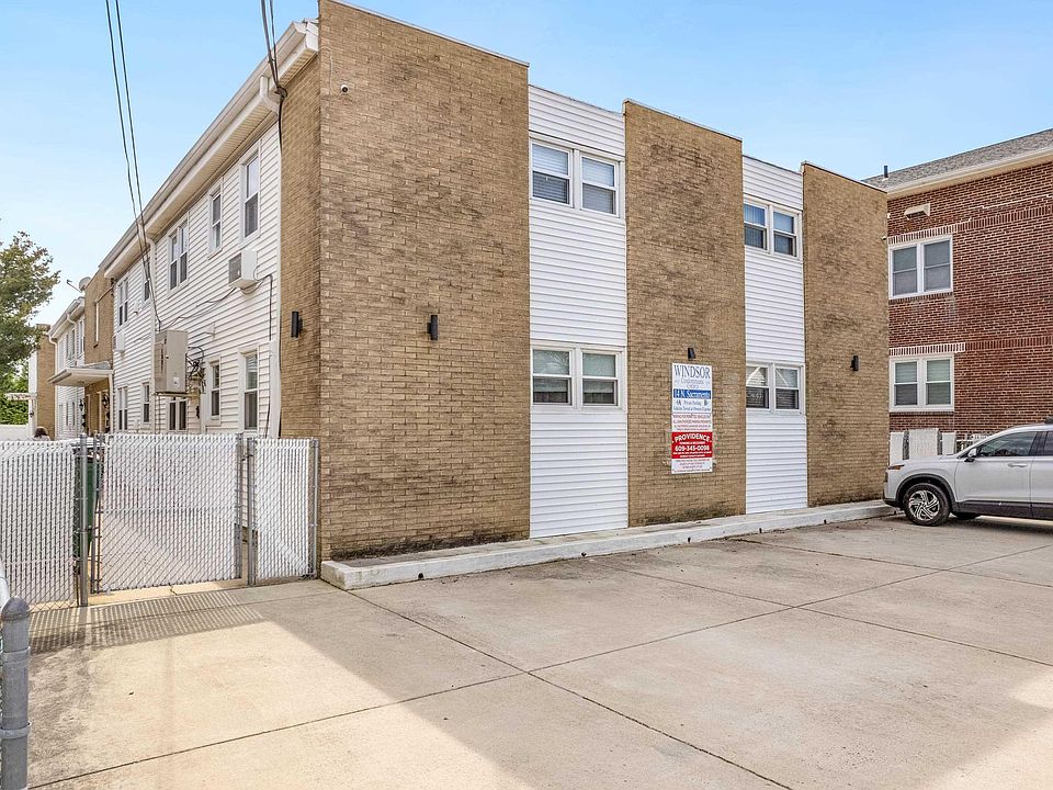 1st image of 14 N Sacramento Ave APT B1
