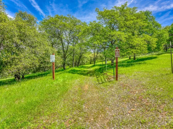 21074 Via Mediterrane, Penn Valley, CA 95946