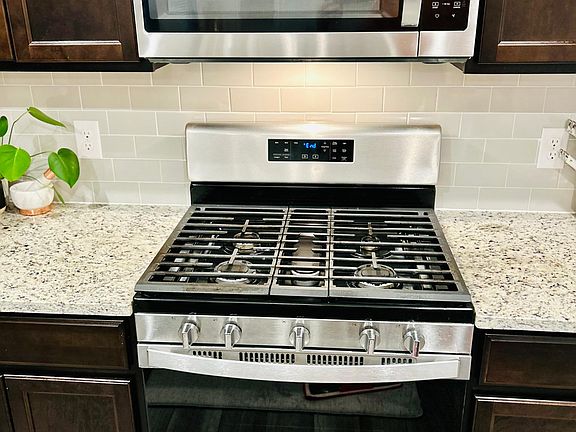 5th image of 7226 Tristan Dr