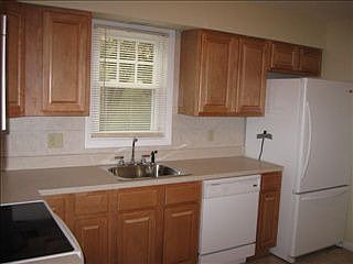 4th image of 7 Terrace Ct