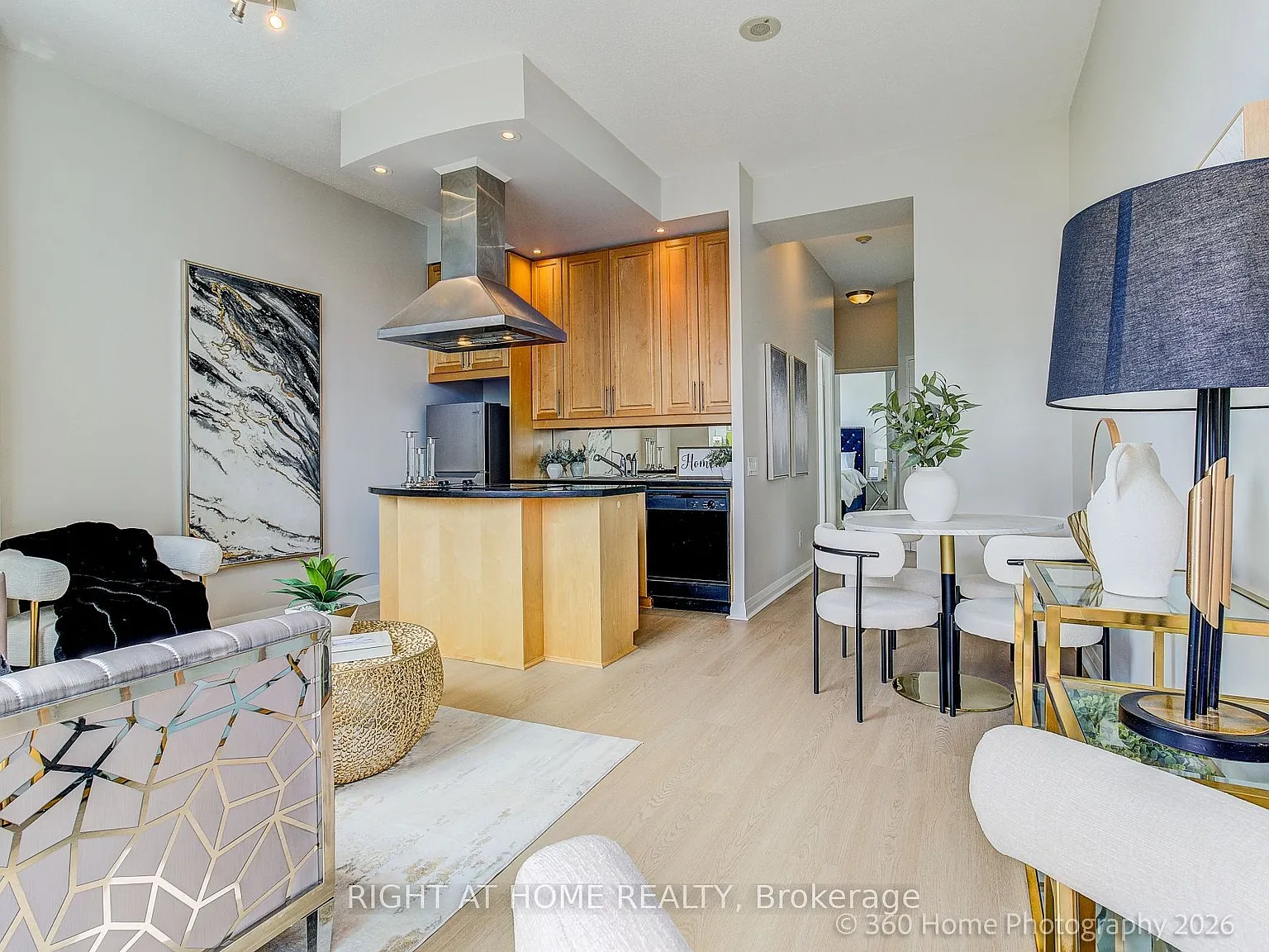 2 bed, $2,800 — Photo 4