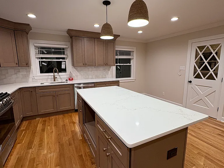 469 Circle Dr — Photo 5