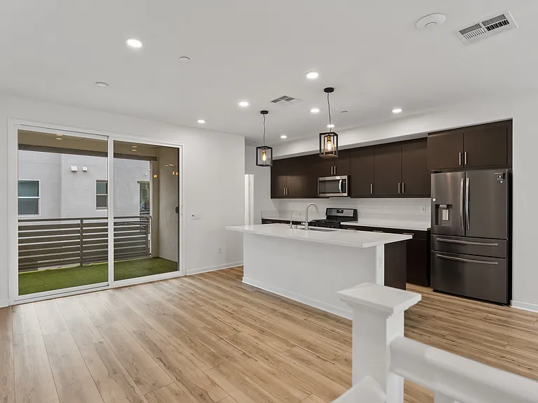 11011 Skyglow Dr — Photo 8