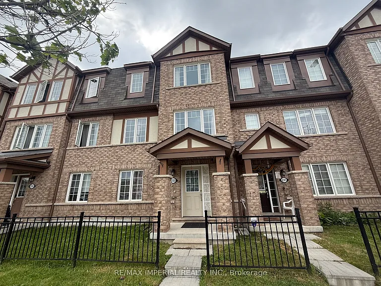 233 Remembrance Rd — Photo 1