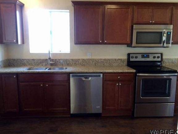 3rd image of 1642 E Valley Dr