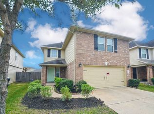 11715 Red Hummingbird Dr, Houston, TX 77047