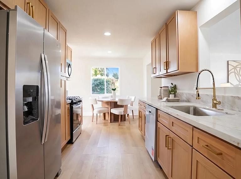 152 Welling Way
