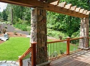 7824 NE Esperione Ln, Bainbridge Island, WA 98110