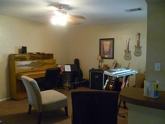 5th image of 4313 Ireland Dr