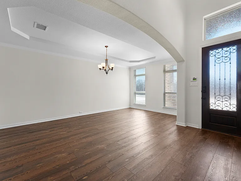 1209 Rogers Pkwy — Photo 7