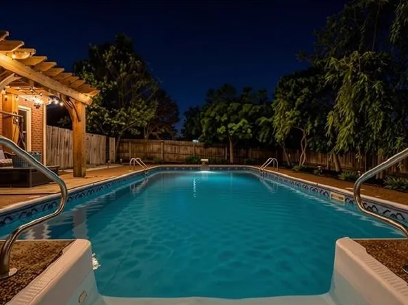 634 Brookmere Dr, Collierville, TN 38017