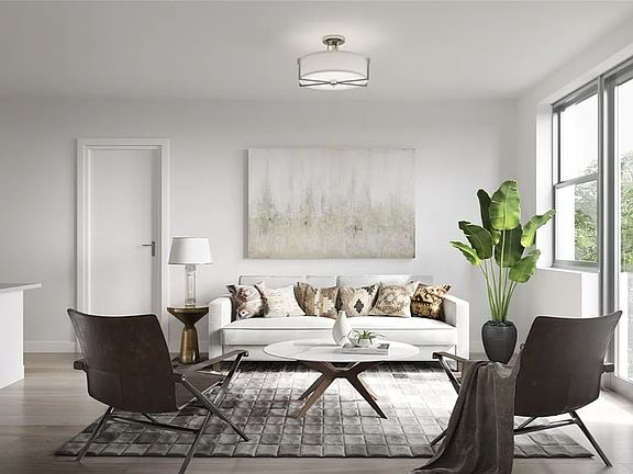 3rd image of 212 Linden Blvd APT 6C