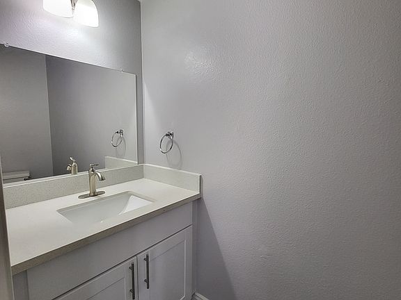 5th image of 8925 Rosewood Meadows Ct