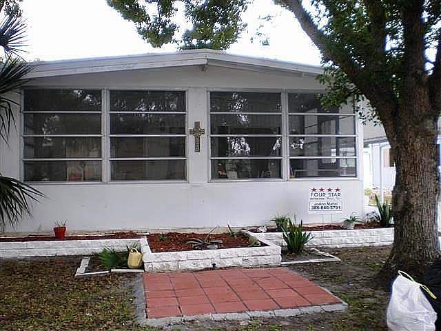 1st image of 166 Windsor Dr