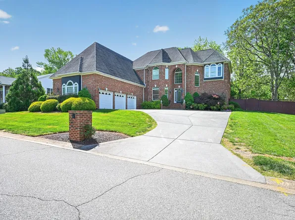 605 Red Fox Trl, Hillsborough, NC 27278