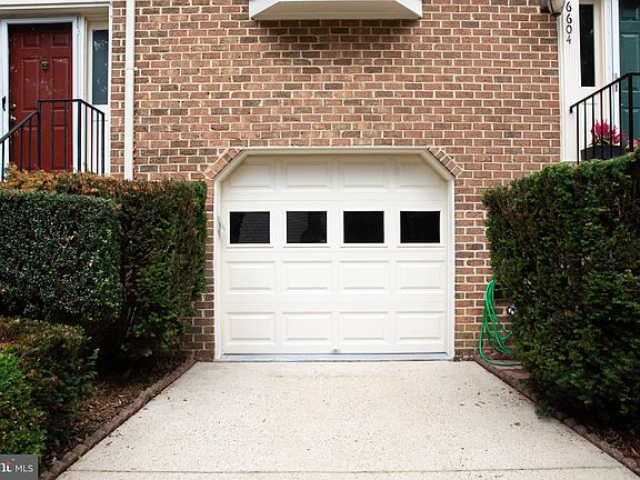 4th image of 6604 Irvin Pl
