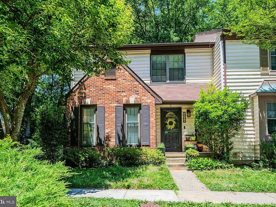 1st image of 5908 Roberts Common Ct