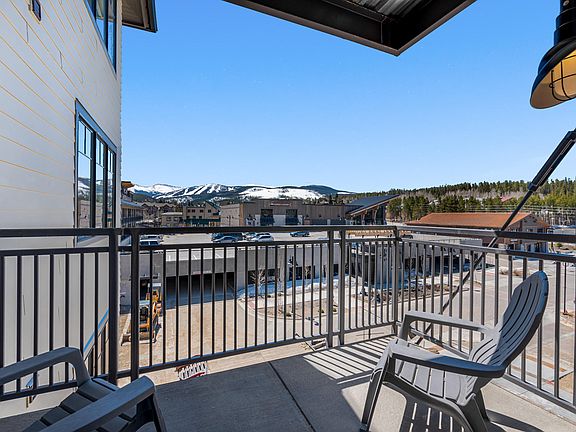 5th image of 400 Baker Dr #309