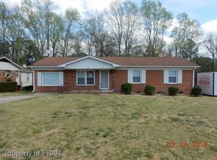 822 Abilene Rd, Fayetteville, NC 28303