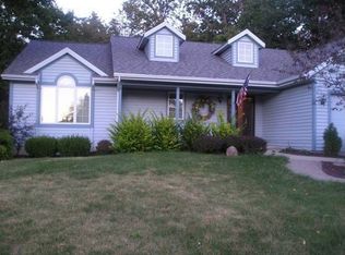 10006 Bentley Woods Dr, Fort Wayne, IN 46825