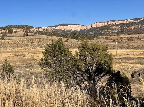 3995 County Rd, Alton, UT 84710