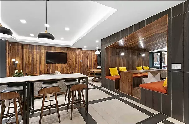 Rented by Zjama Realty Corp | media 8