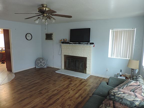 5th image of 8244 Morton Ave