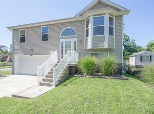 7929 Fleta St, Saint Louis, MO 63123