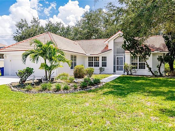 2nd image of 14811 Blackbird Ln