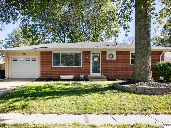 1624 N 73rd St, Lincoln, NE 68505