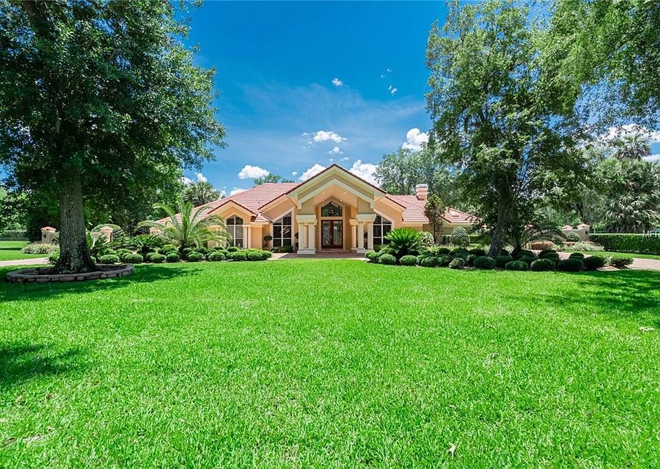 1st image of 343 Vista Oak Dr