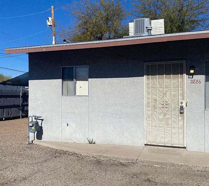 1st image of 2882-2886 N Sparkman Blvd