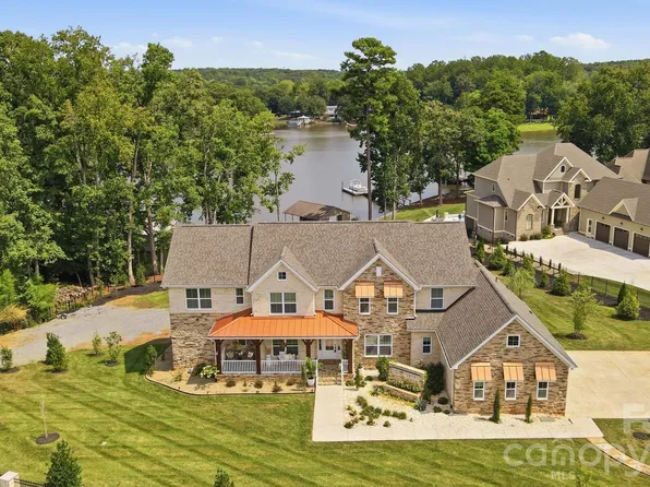 1920 Marlin Dr, Clover, SC 29710