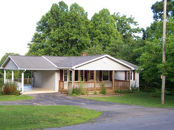 2nd image of 117 Lonesome Dove Dr