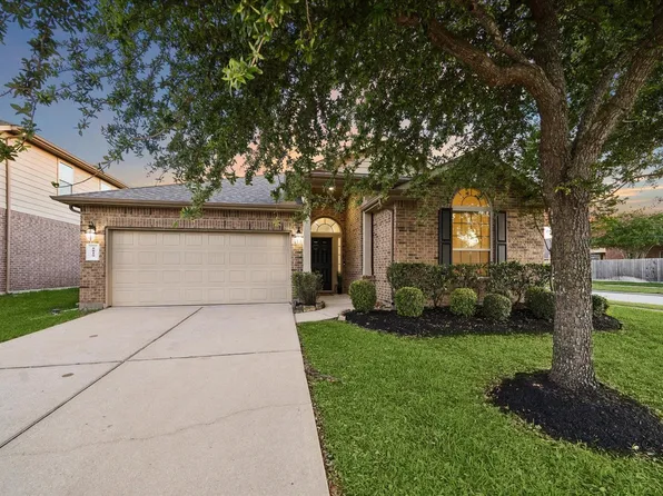 8819 Alicia Dr, Tomball, TX 77375