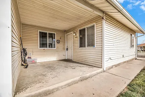 389 Sunnyside Cir — Photo 19