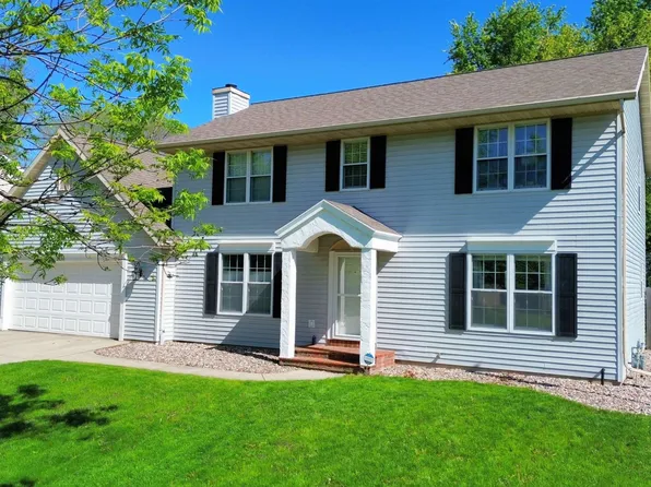 2630 Red Fern Ln, Green Bay, WI 54304