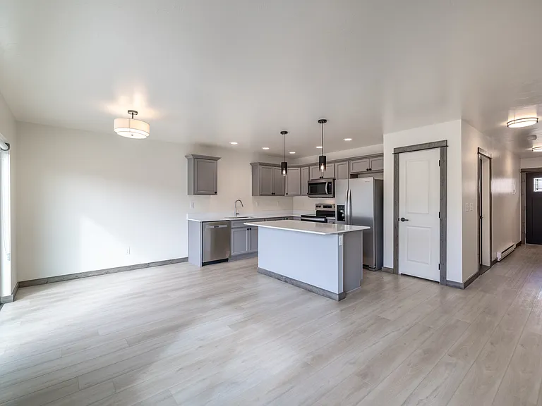 3384 Crosswind Ct — Photo 7